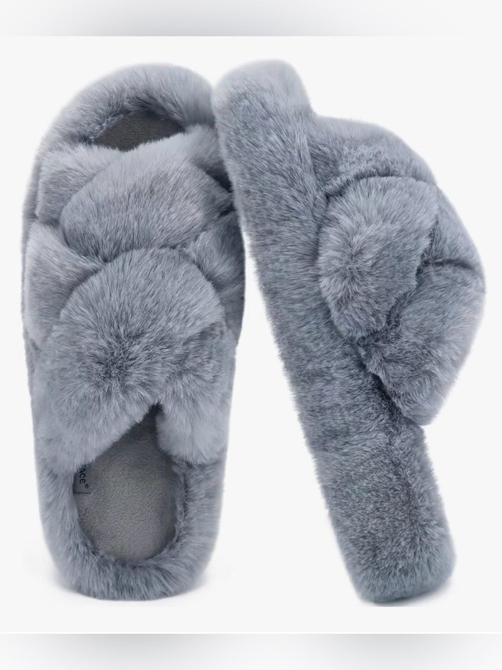 NWT - Coface women’s fuzzy slippers, size 7